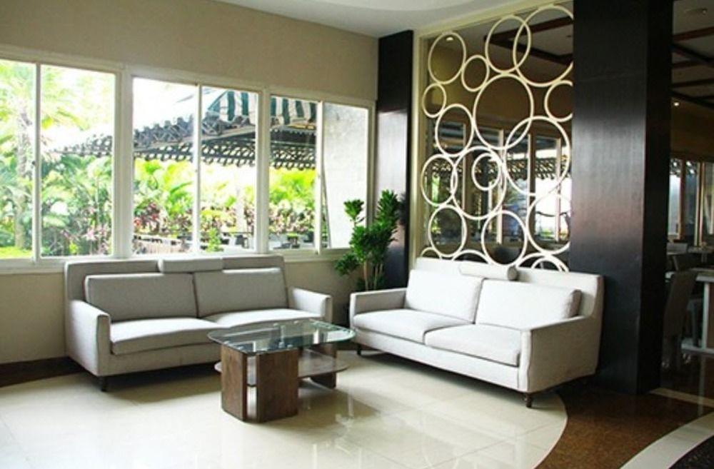 Solaris Hotel Malang Extérieur photo