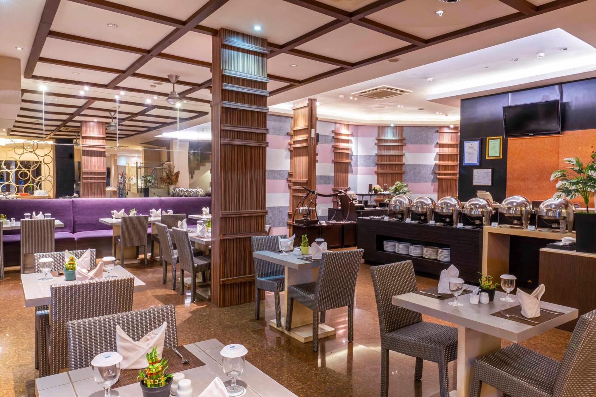 Solaris Hotel Malang Extérieur photo