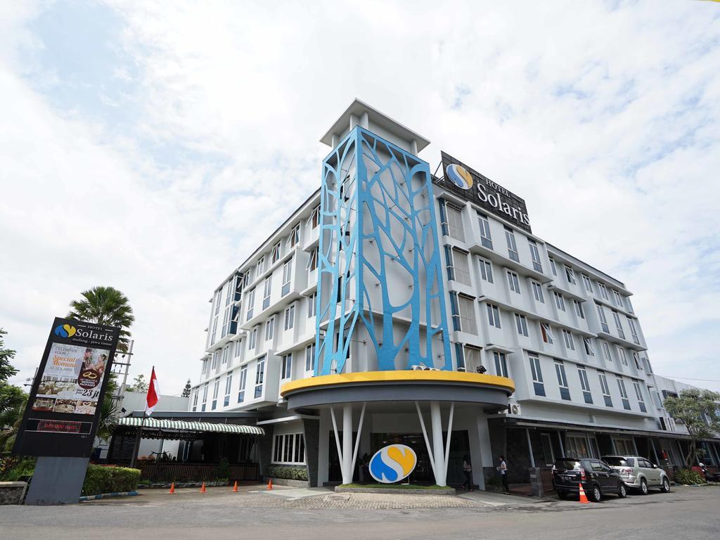 Solaris Hotel Malang Extérieur photo